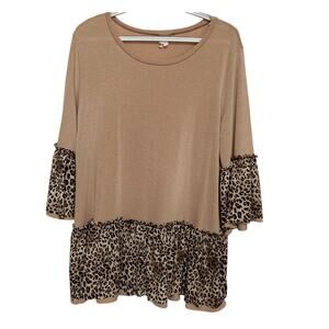 Women's Animal Print Beige Quarter Bell Sleeves Pullover Top Size 2XL